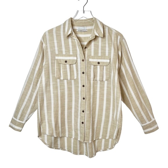 Urban Outfitters Women’s Tan White Striped Button Down Oversized Shirt Sz XS - Picture 1 of 12